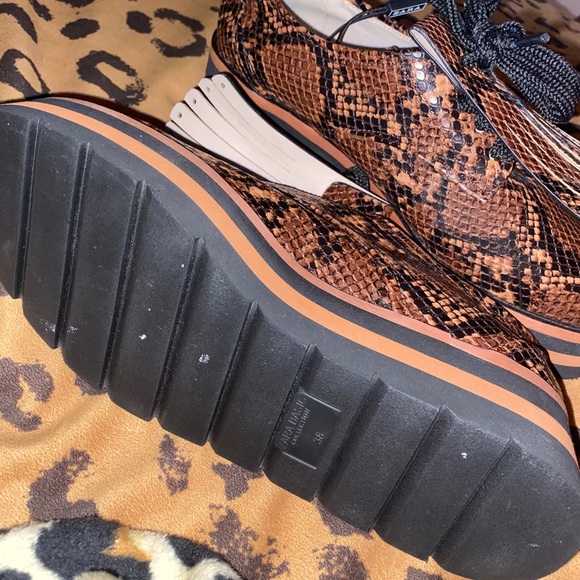 Zara Snakeskin Platform Oxfords - Picture 3 of 4